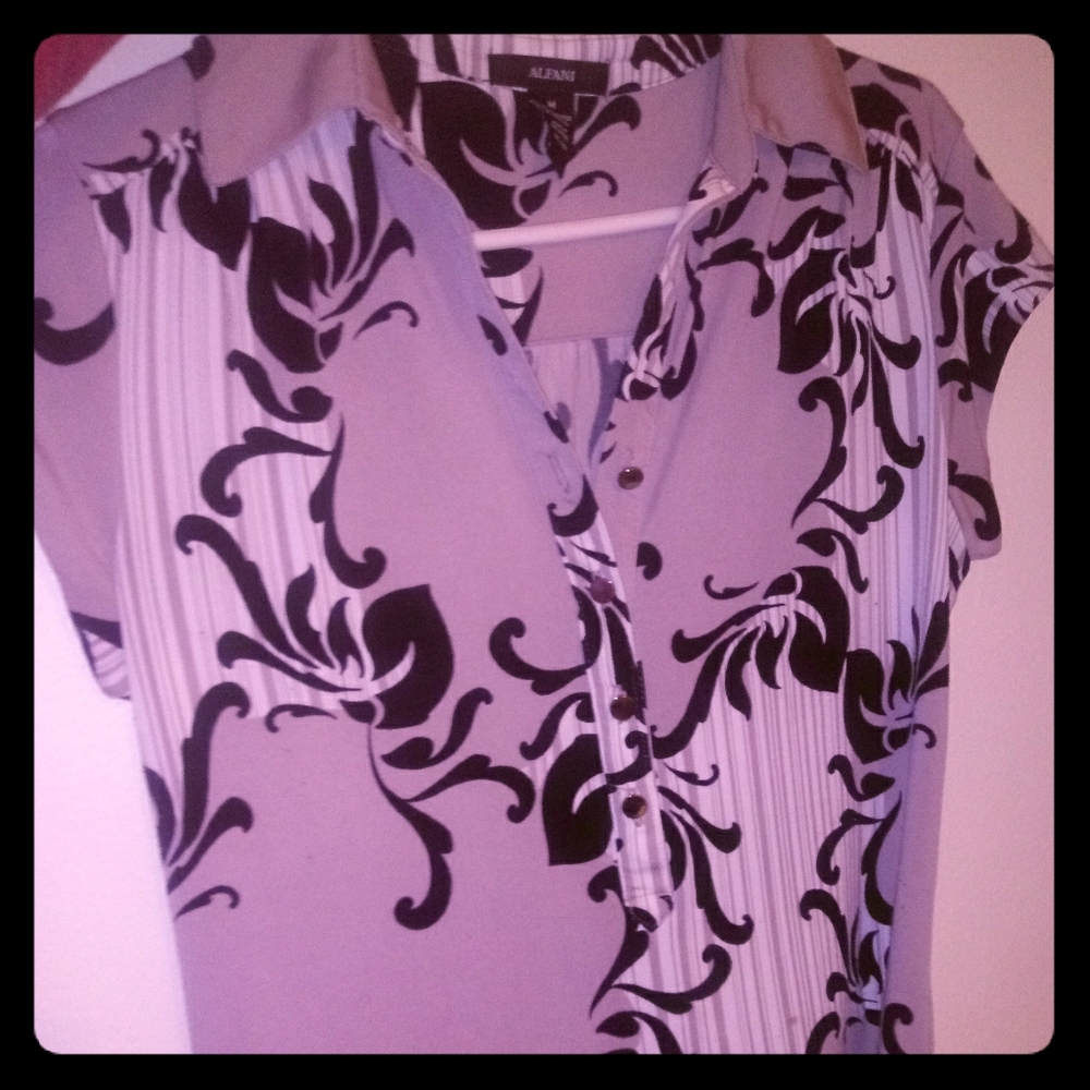 Short Blouse! A28